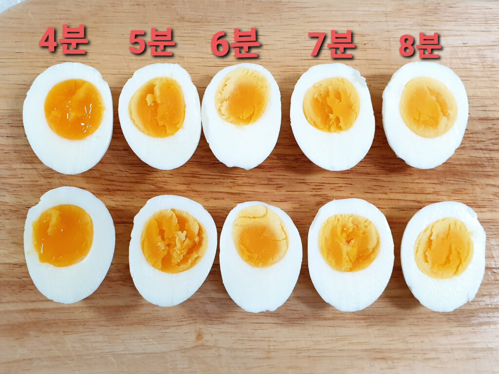 🥚 계란 쉽게 까는 법 & 껍질 안 깨지고 삶는 꿀팁